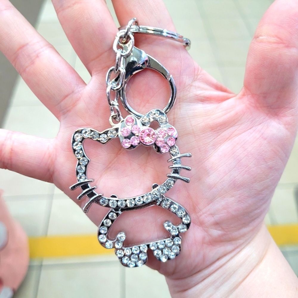 Brand New Hello Kitty Rhinestone Silver Keychain